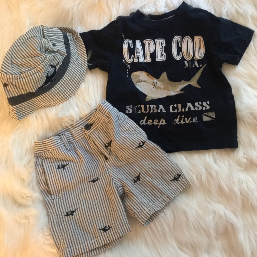 3 piece short & shirt matching hat babies b18-24m